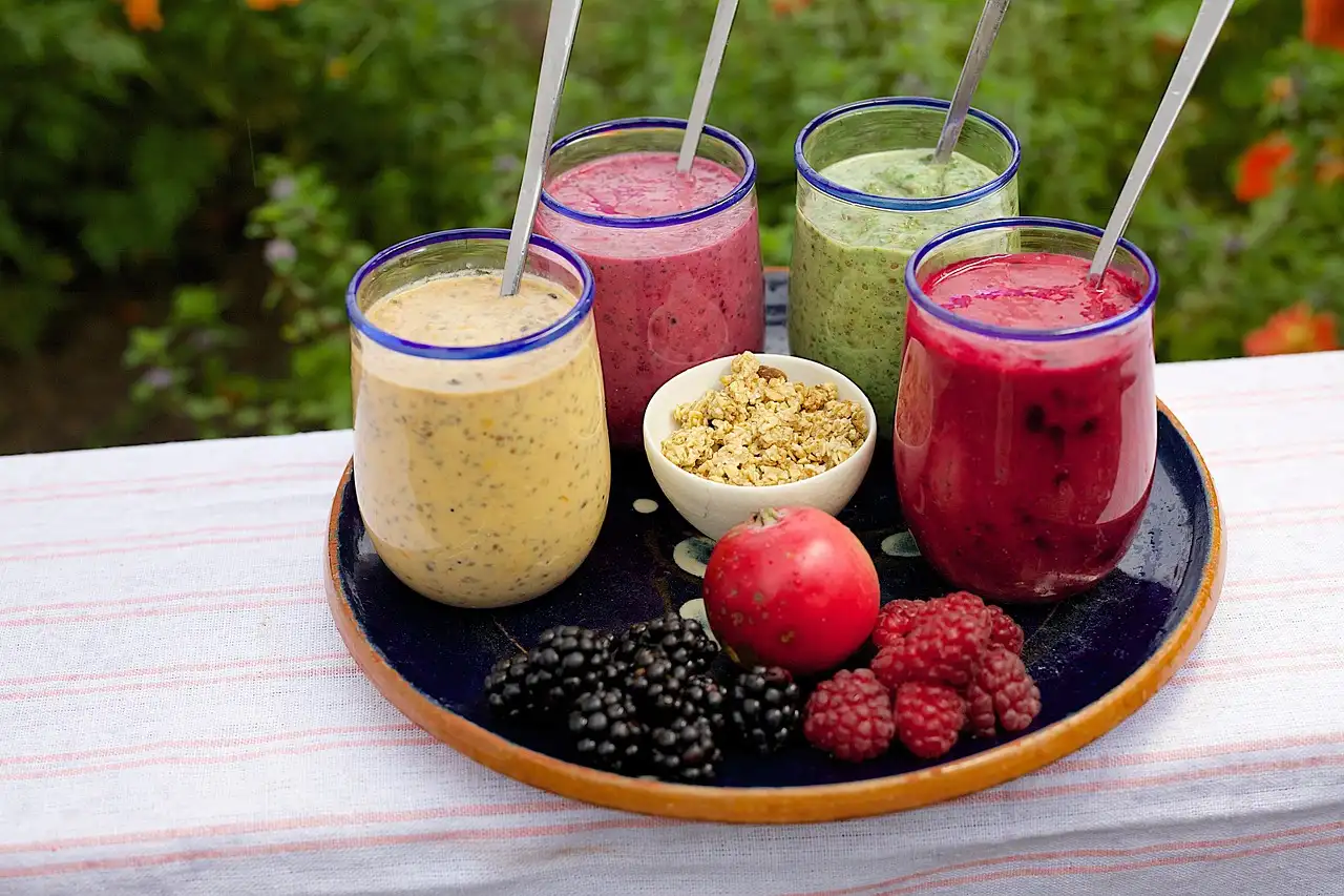 Lezzetli ve Sağlıklı Smoothie Bowl Tarifleri